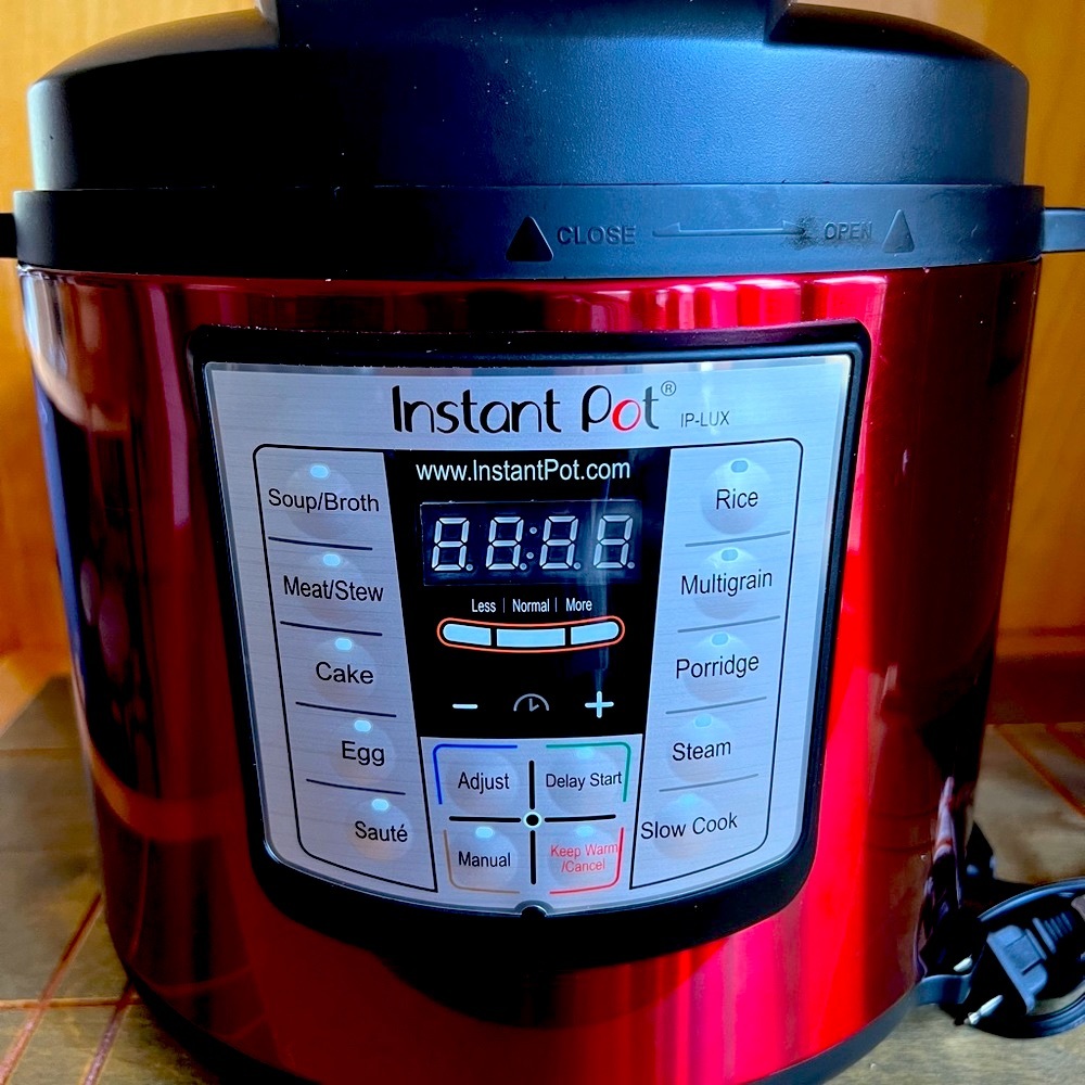 Instant Pot IP-LUX